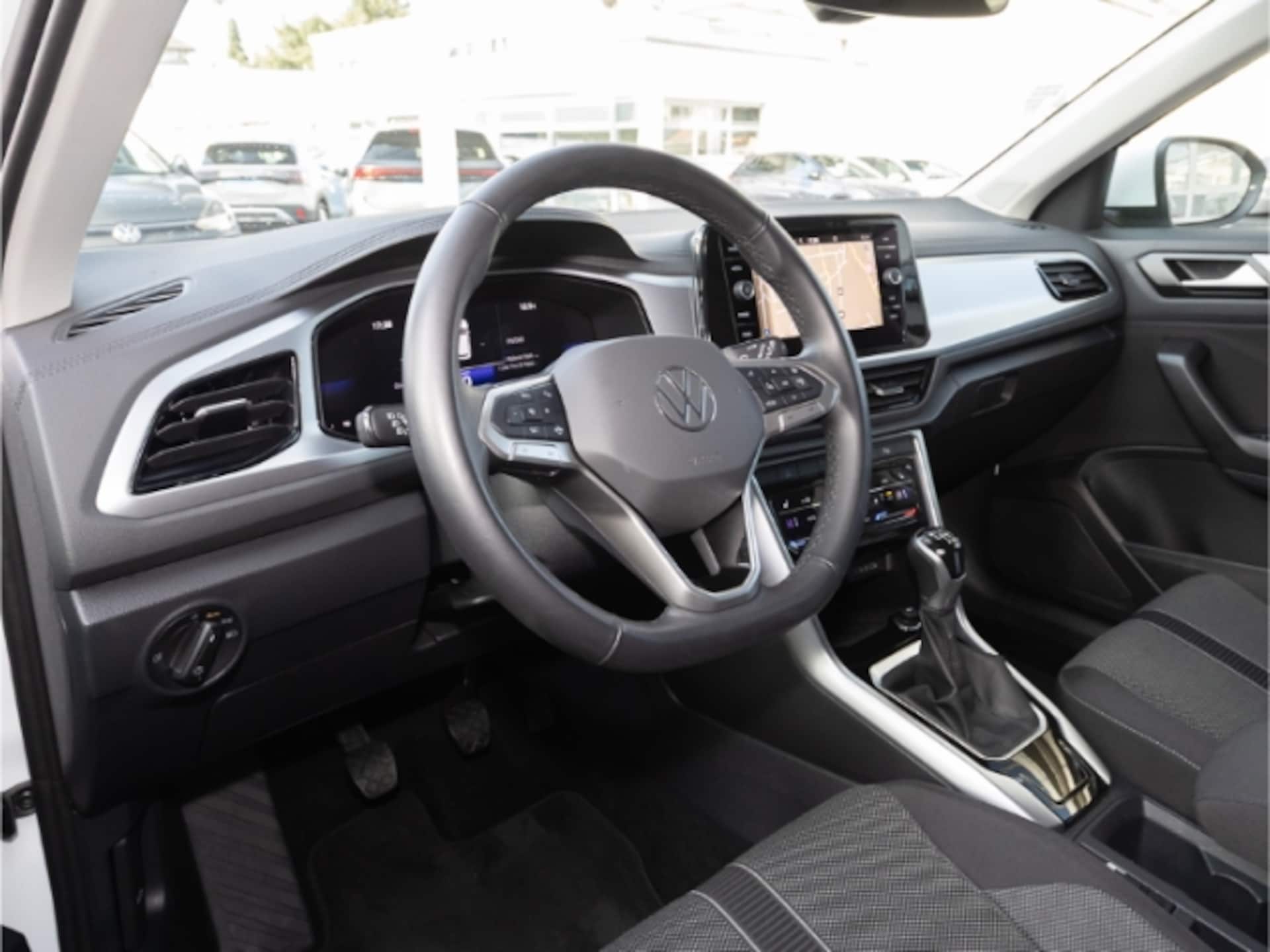 Volkswagen T-Roc Life