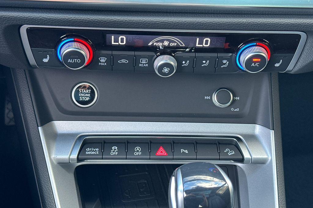 2025 Audi Q3 S Line Premium - Photo 17