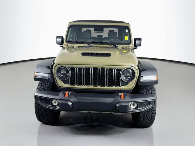 2025 Jeep Gladiator