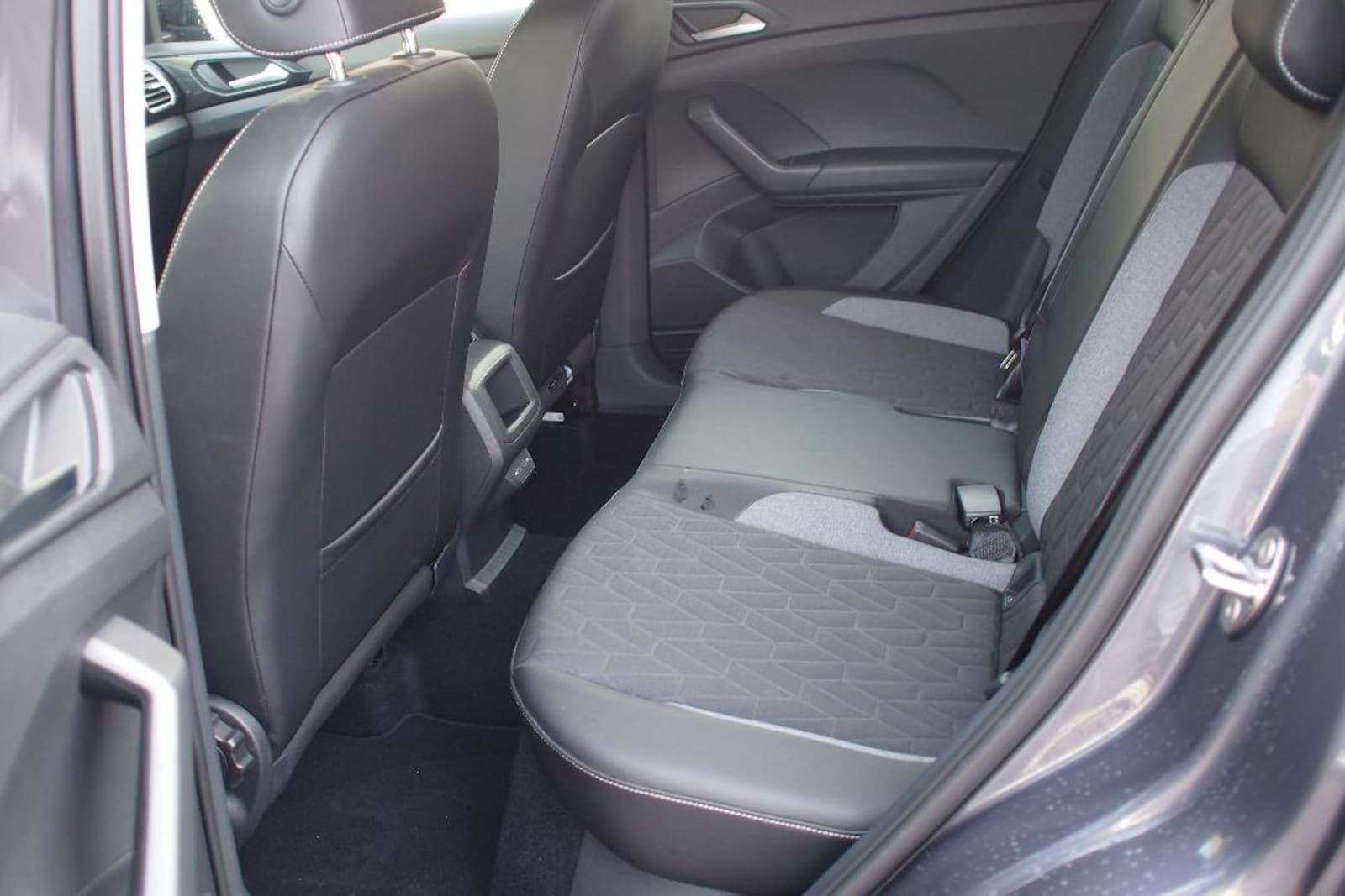 Volkswagen T-Cross – Bild 9