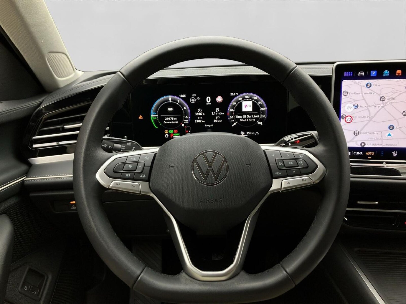 Volkswagen Passat – Bild 9