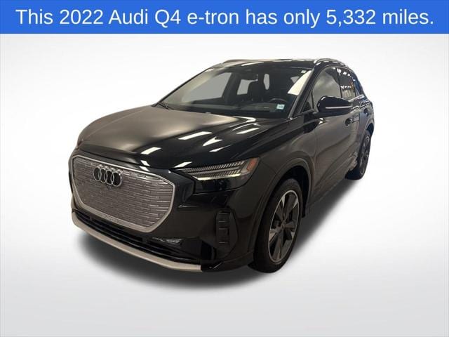 2022 Audi Q4 e-tron Prestige's photo