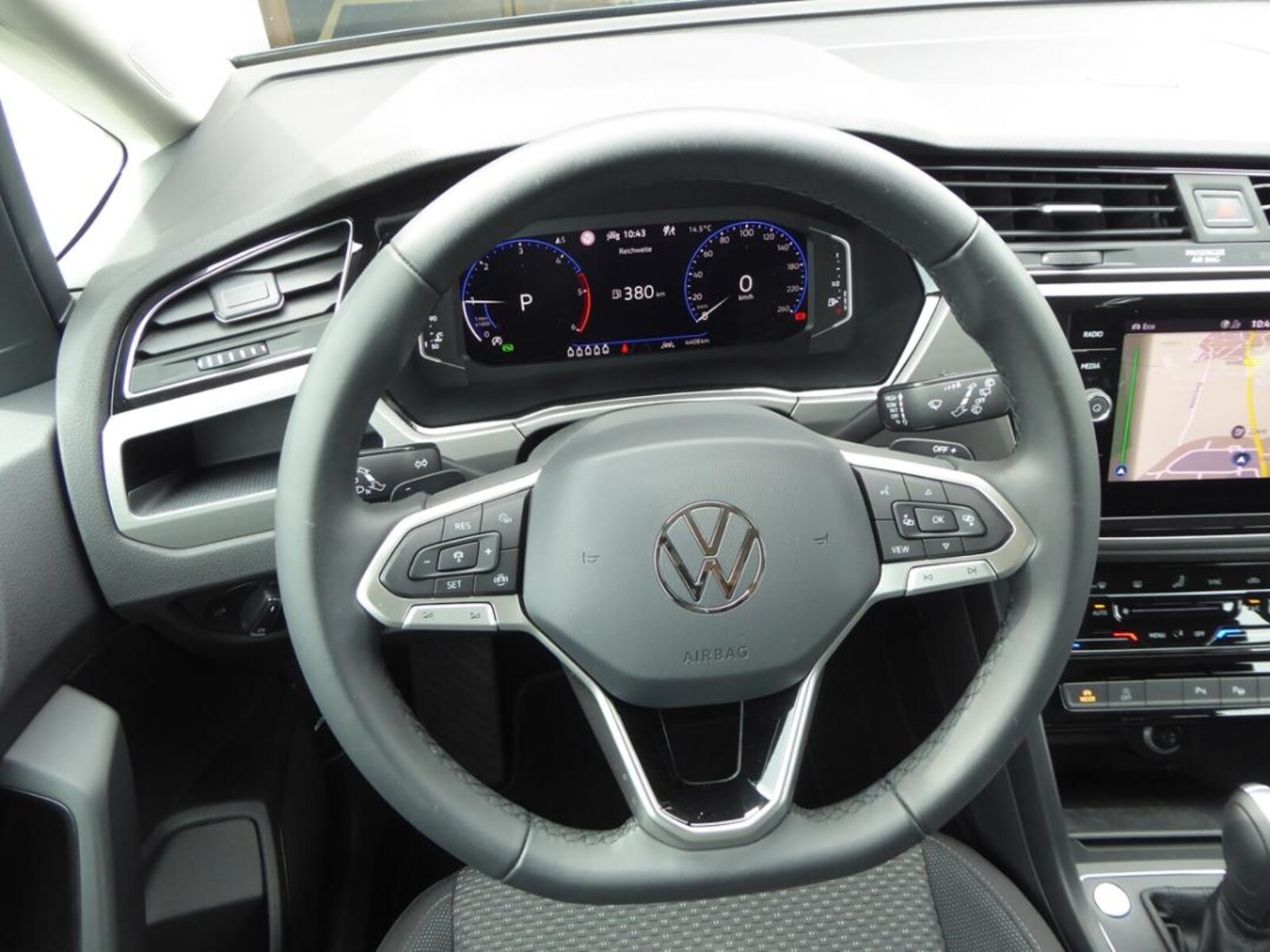 Volkswagen Touran – Bild 12