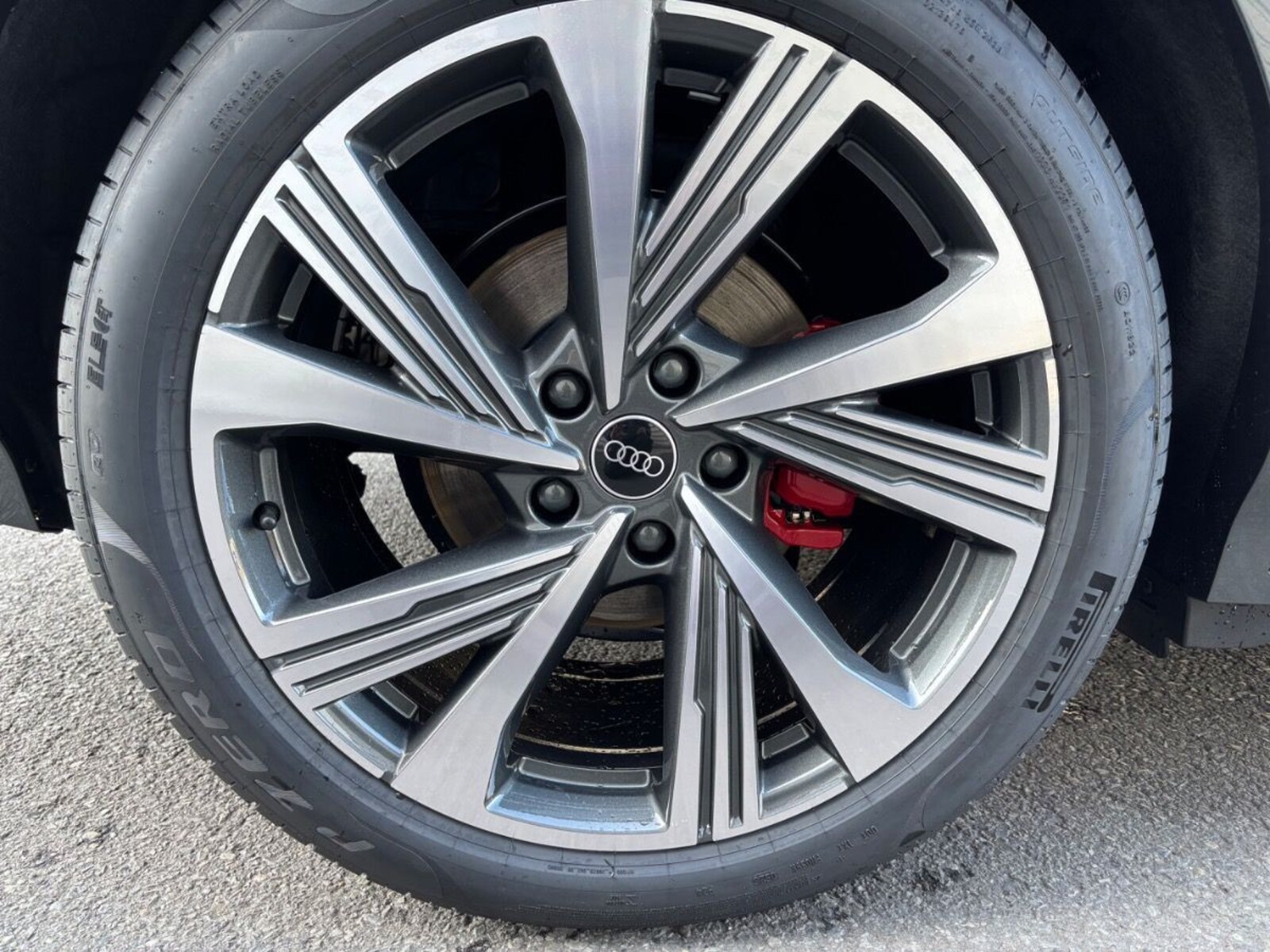 Audi Q6 e-tron – Bild 21