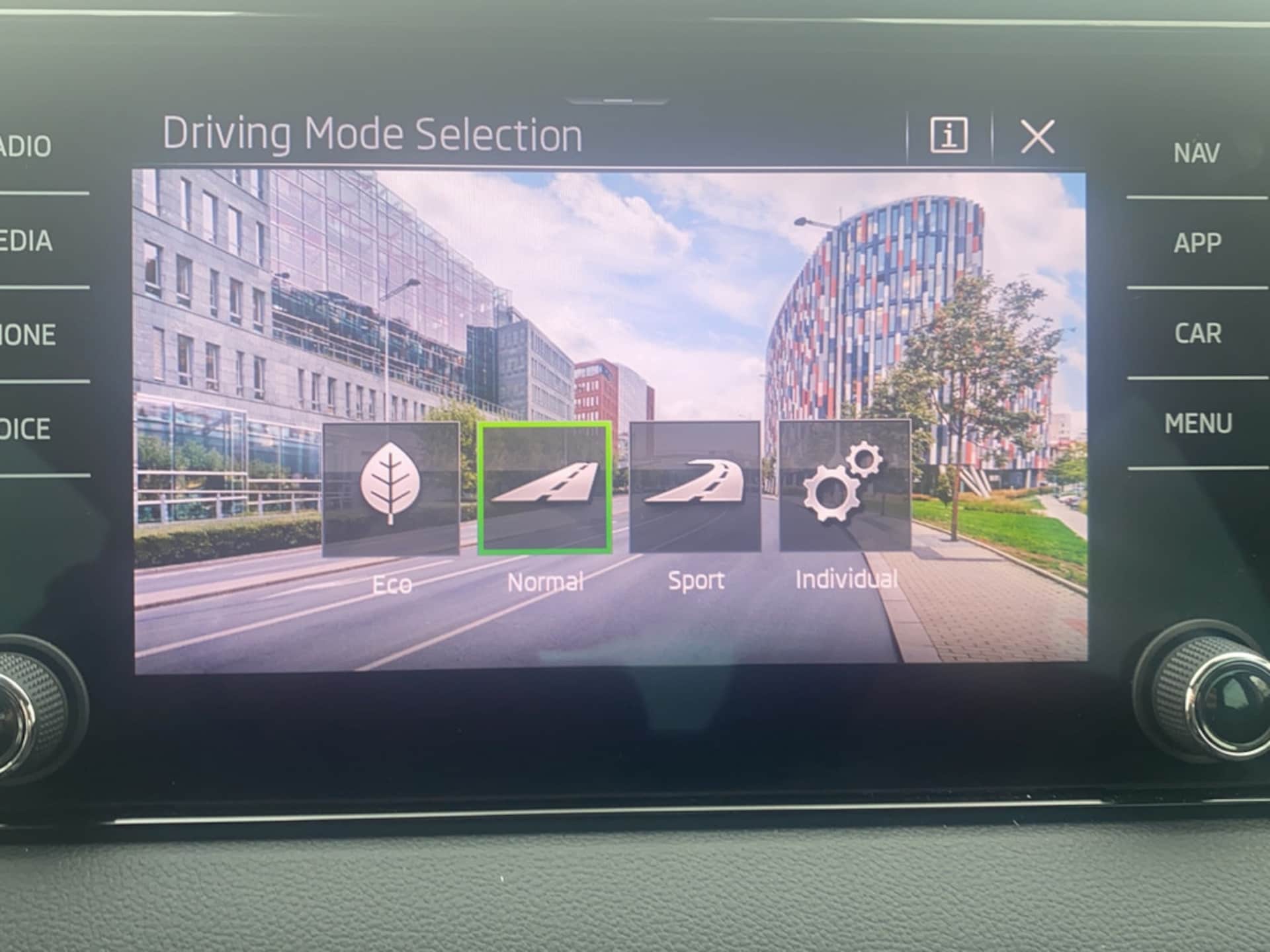 Skoda Karoq Selection