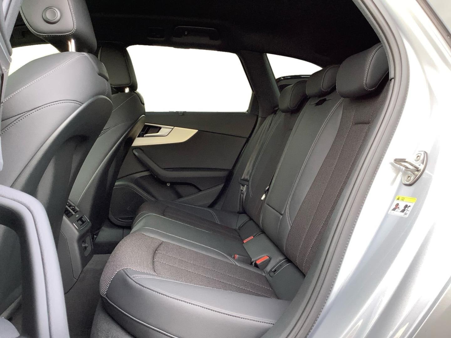 Bild über Audi A4 Avant advanced 40 TDI quattro S tronic - für weitere Informationen kontaktieren Sie den Audi Partner