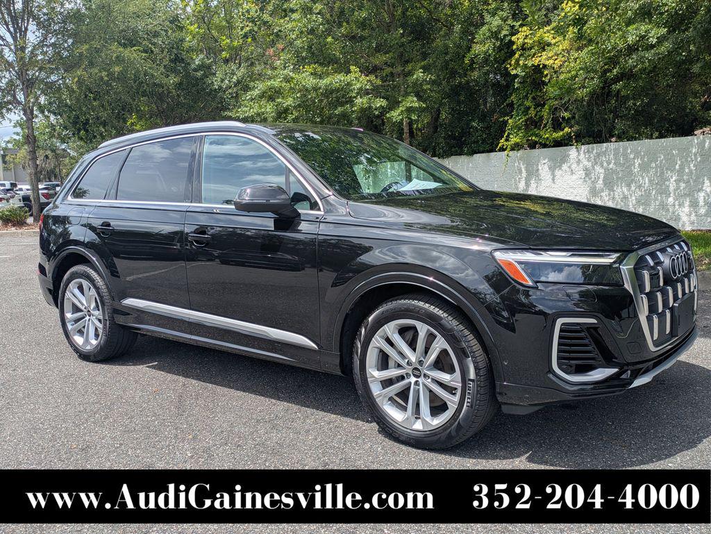 2025 Audi Q7 55 Premium Plus quattro Tiptronic's photo