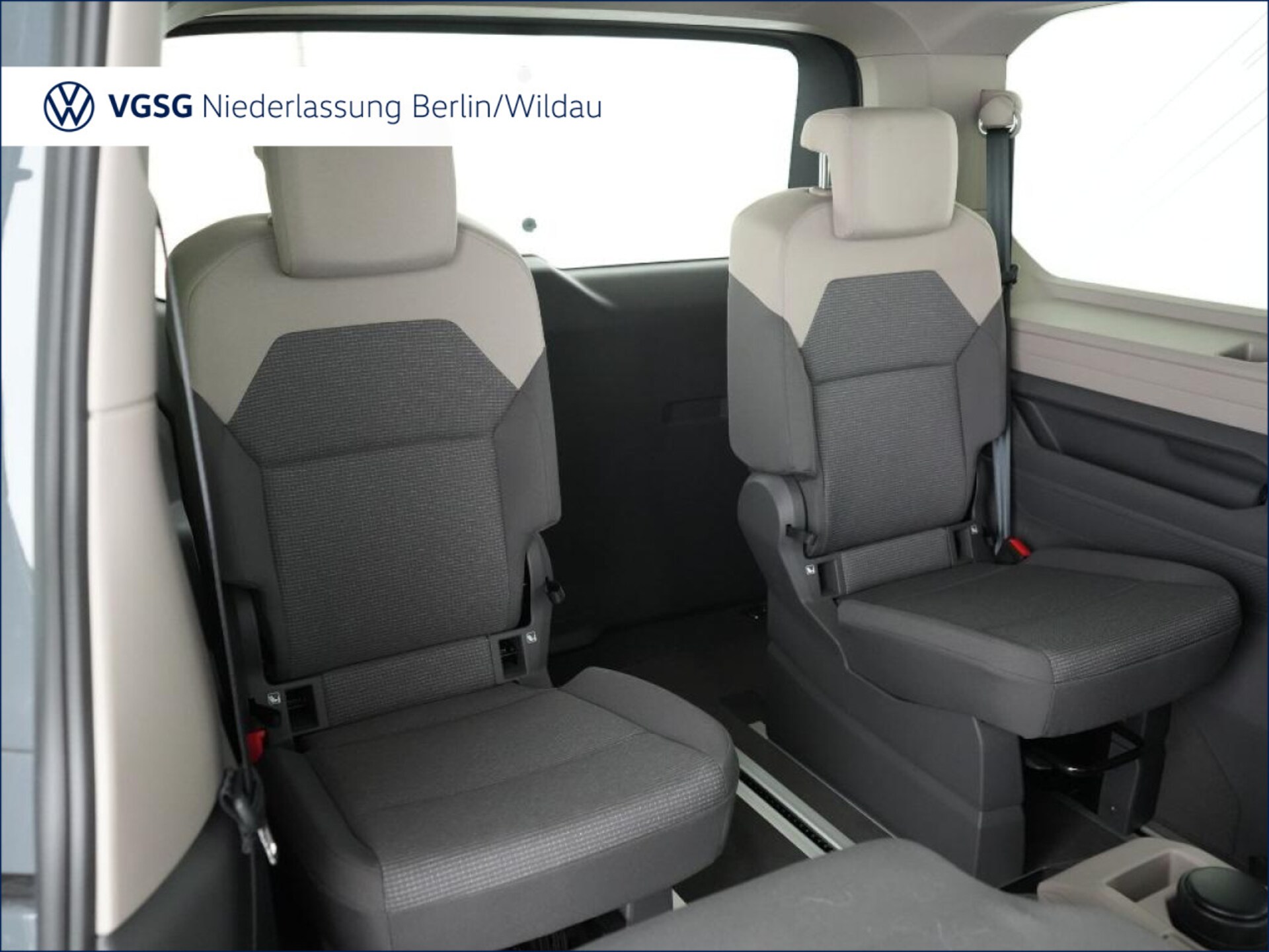 Volkswagen Multivan Basis-Modell