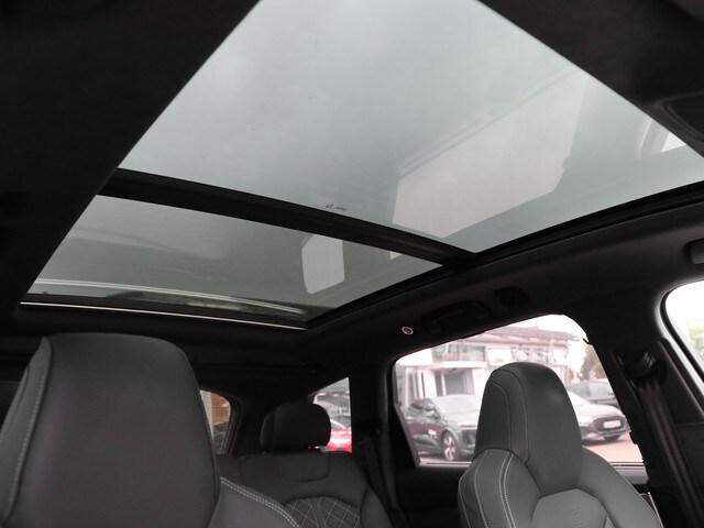 Image about Audi SQ7 SUV TFSI quattro tiptronic
