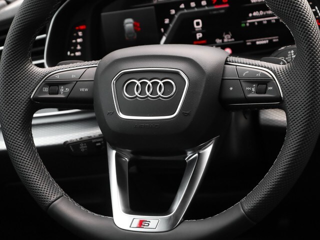 Image about Audi SQ7 SUV TFSI quattro tiptronic