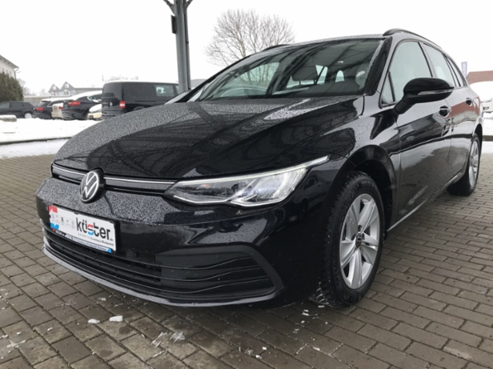 Volkswagen Golf Variant Life