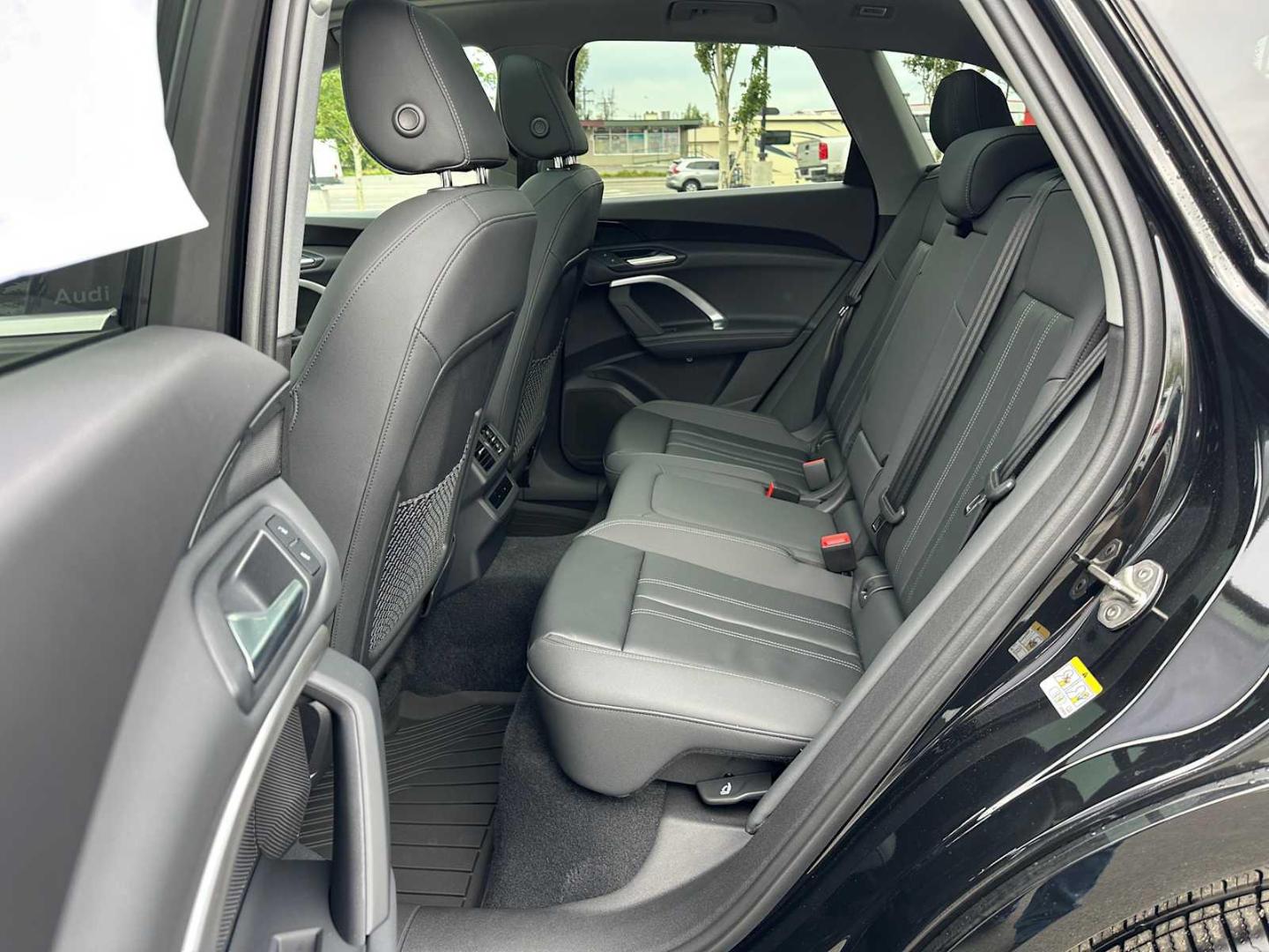 2025 Audi Q5 Premium - Photo 16