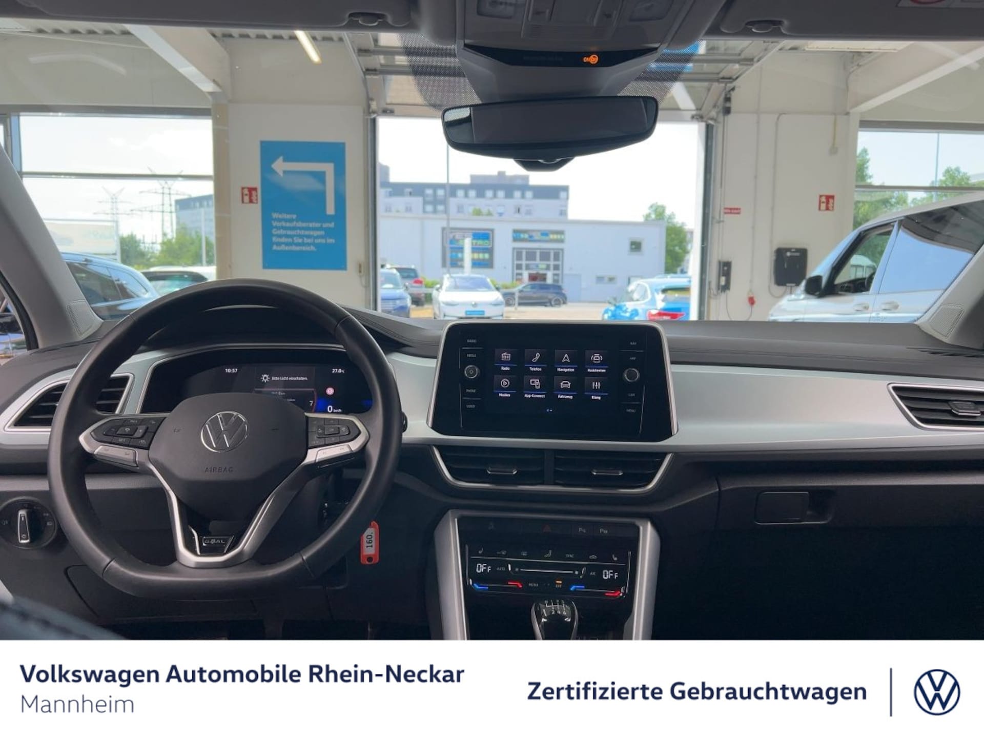 Volkswagen T-Roc Life
