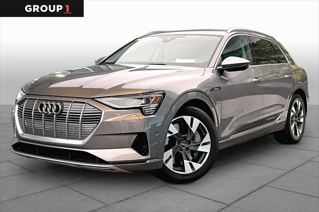 2023 Audi e-tron Premium Plus
