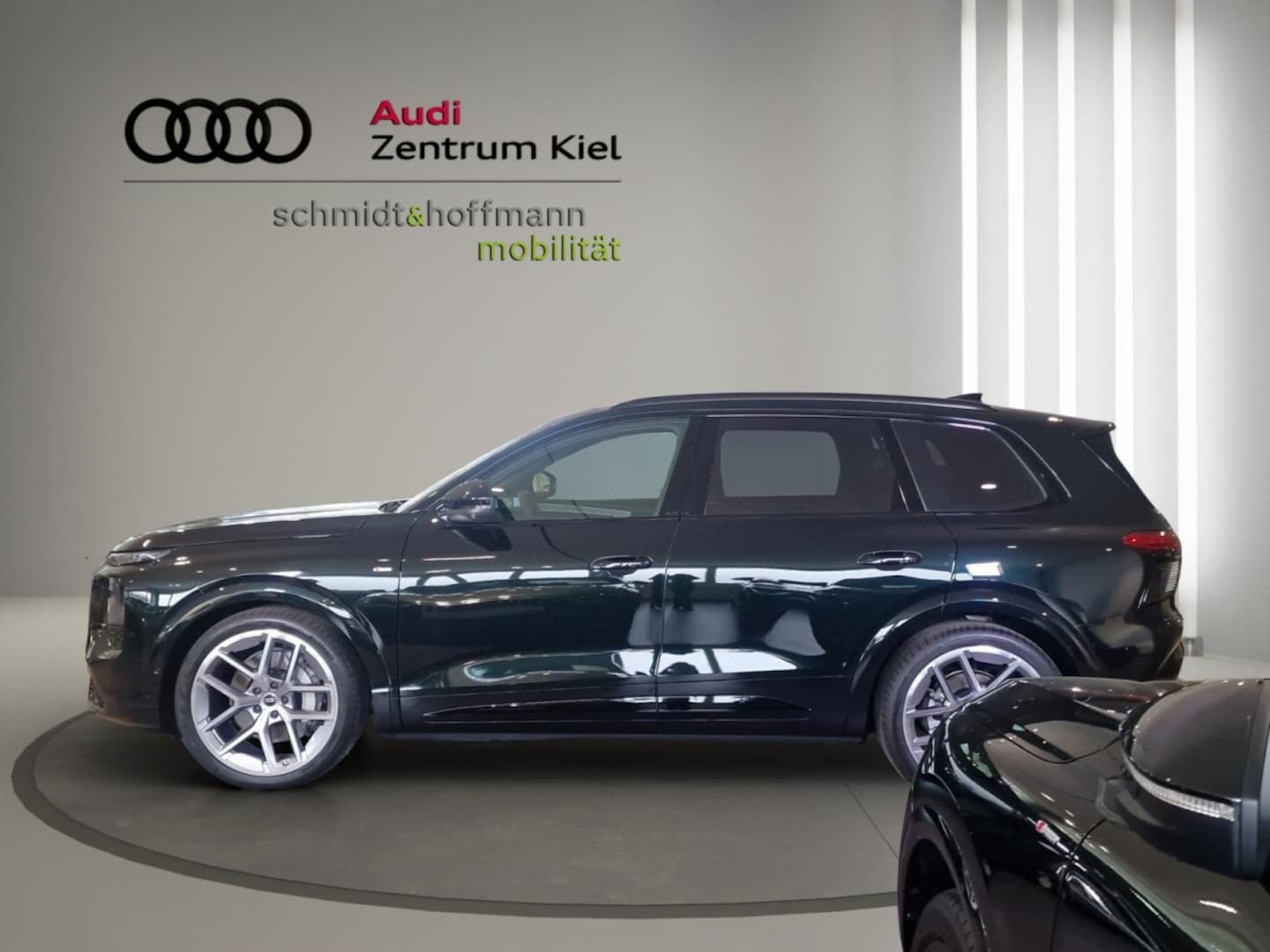 Bild über Audi Q7 SUV TDI quattro 220 kW tiptronic - für weitere Informationen kontaktieren Sie den Audi Partner