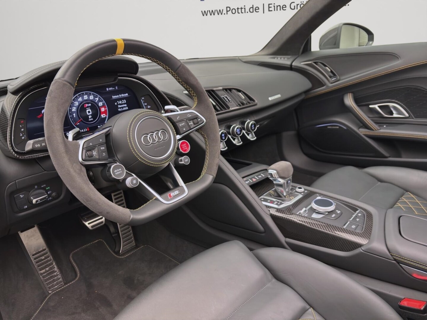 Audi R8 Spyder V10 performance quattro
