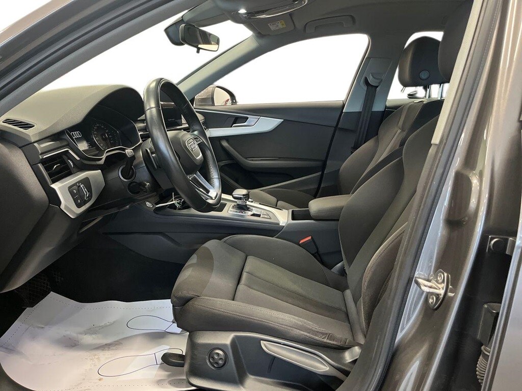 Bild som visar&nbsp;Audi A4 Avant&nbsp;A4 Avant 40 TDI quattro Proline advanced 204 hk S tronic - för mer information kontakta din Audi Partner