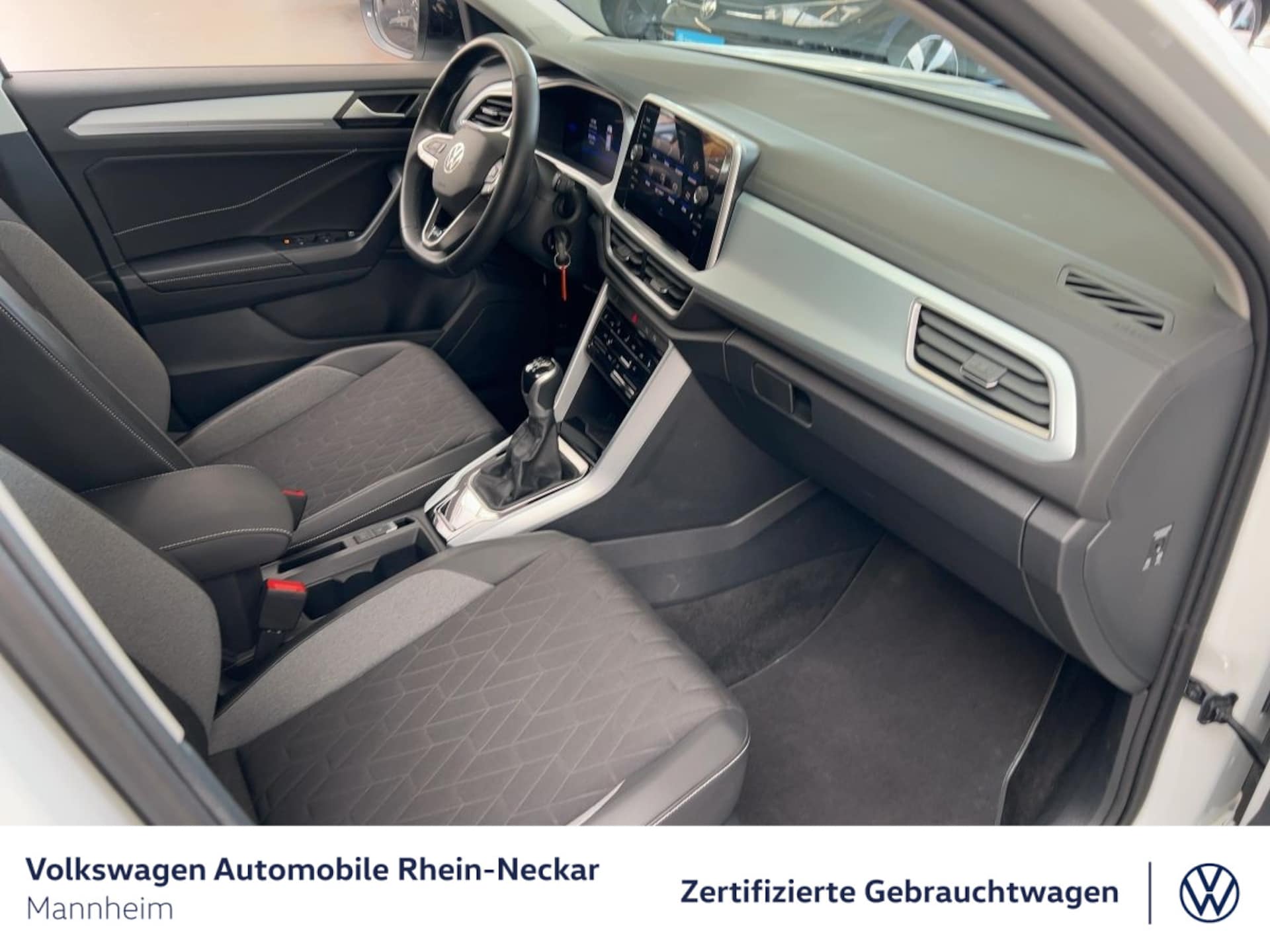 Volkswagen T-Roc Life