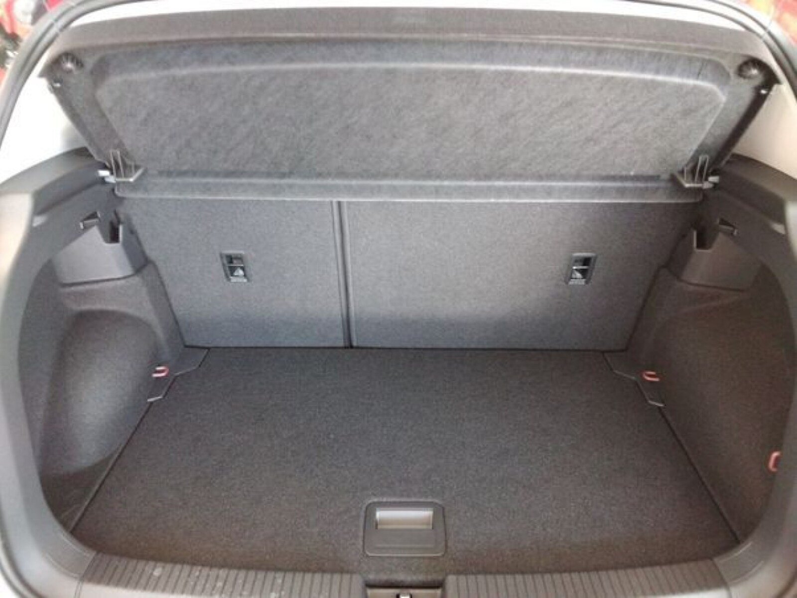 Volkswagen T-Cross – Bild 8