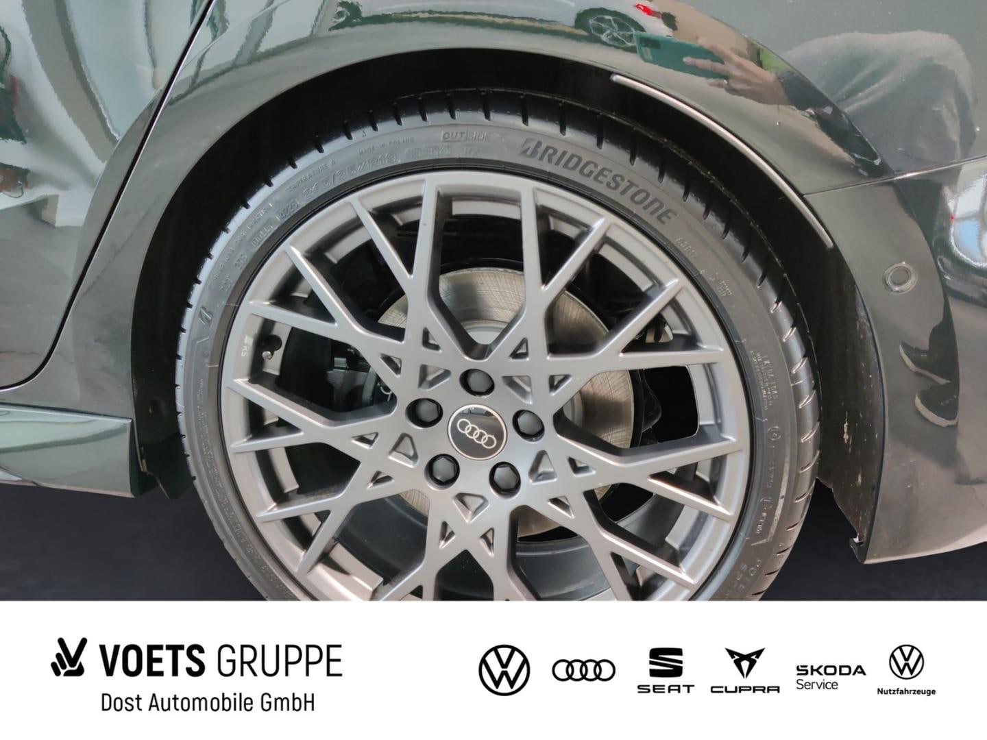 Bild über Audi RS 3 Sportback TFSI quattro 294 kW S tronic - für weitere Informationen kontaktieren Sie den Audi Partner