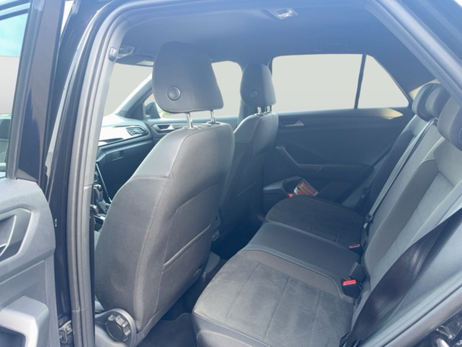 Volkswagen T-Roc – Bild 11
