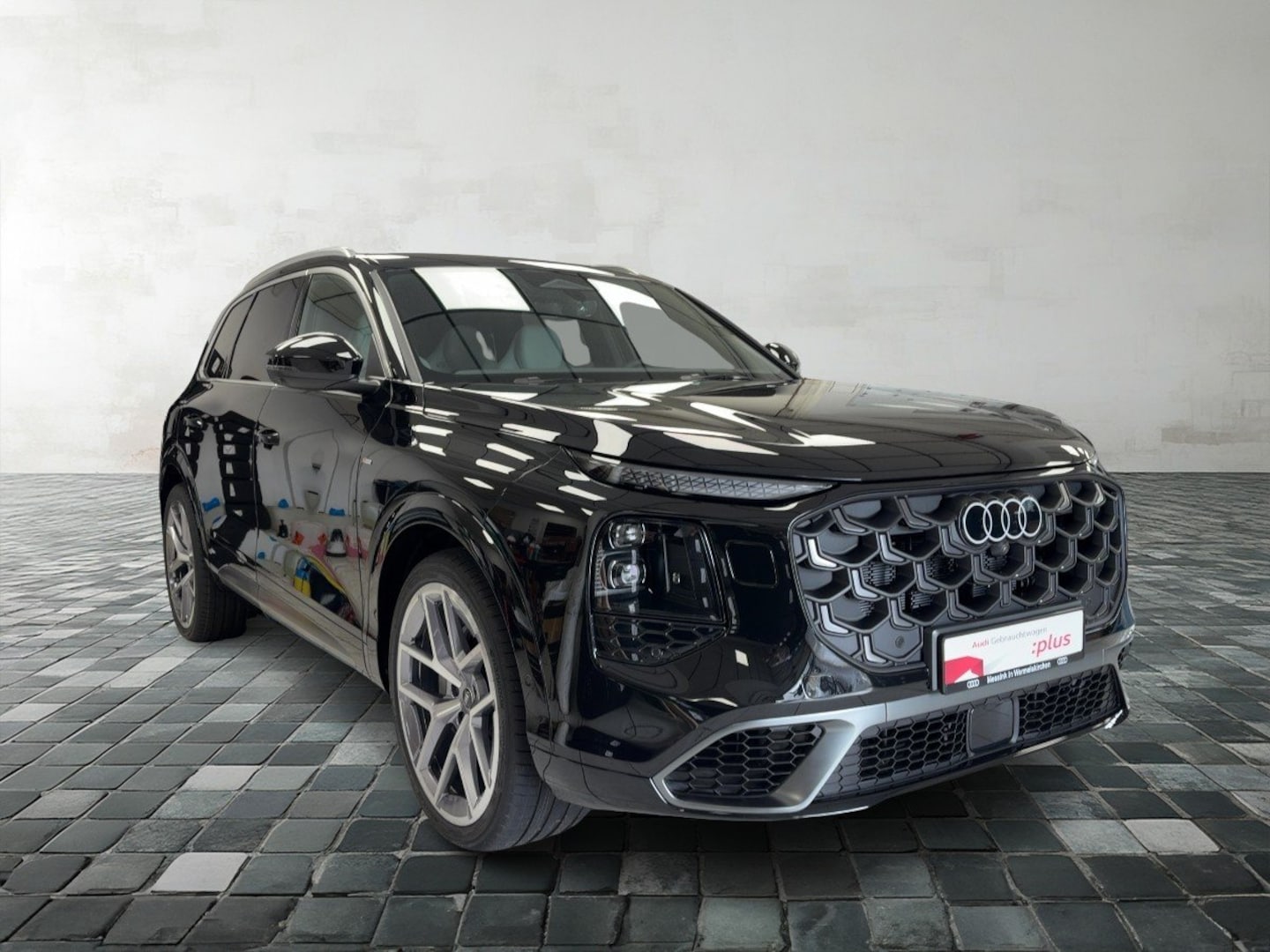 Bild über Audi Q7 SUV TDI quattro 220 kW tiptronic - für weitere Informationen kontaktieren Sie den Audi Partner