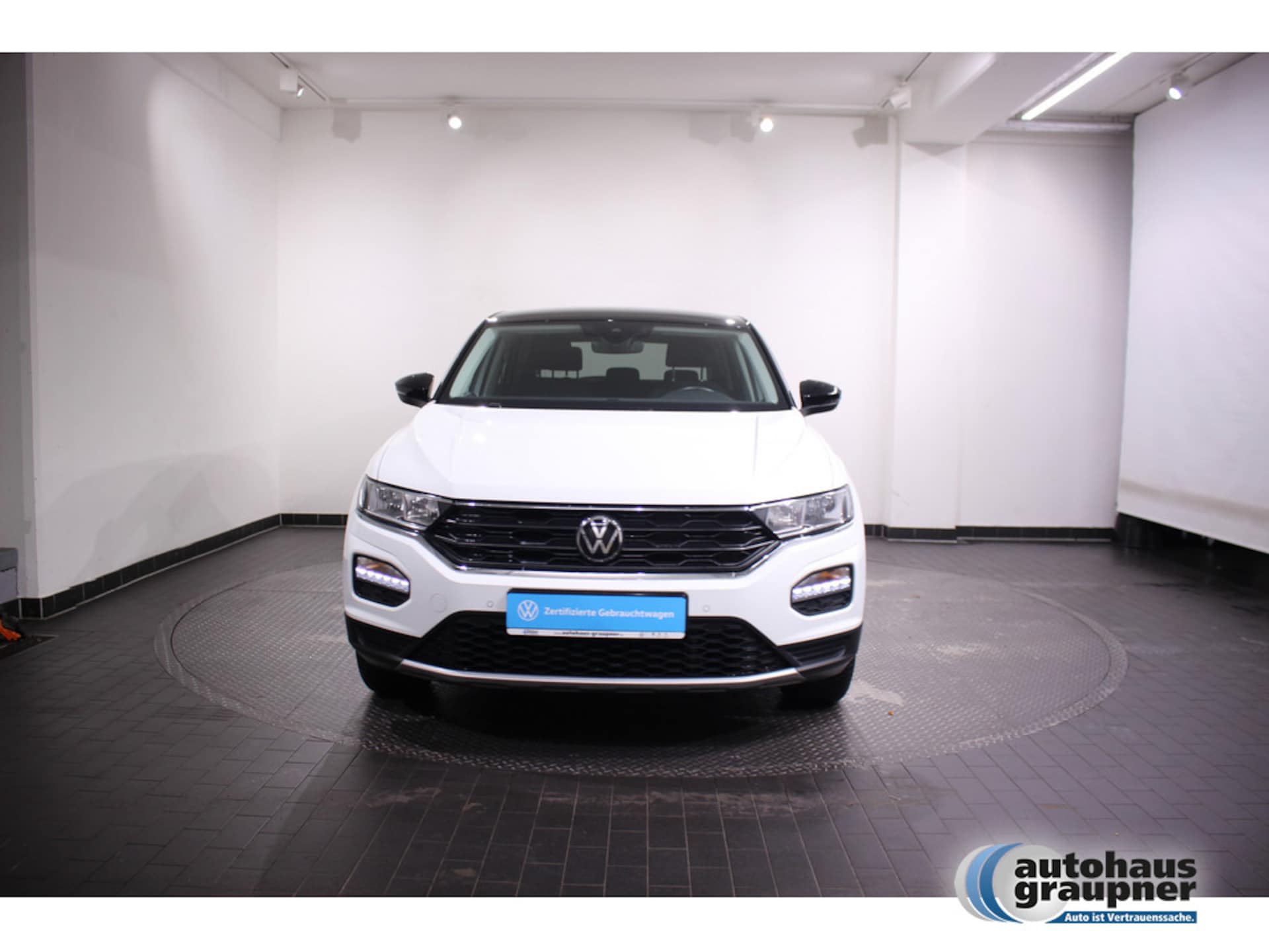 Volkswagen T-Roc Active
