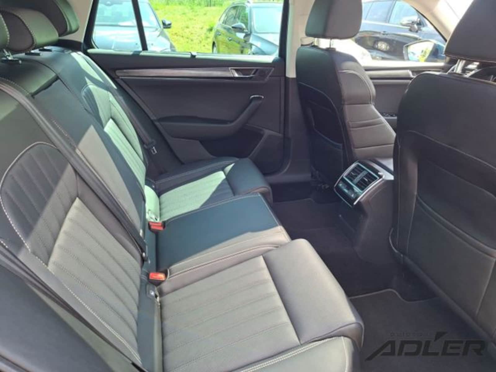 Škoda Superb Combi – Bild 12