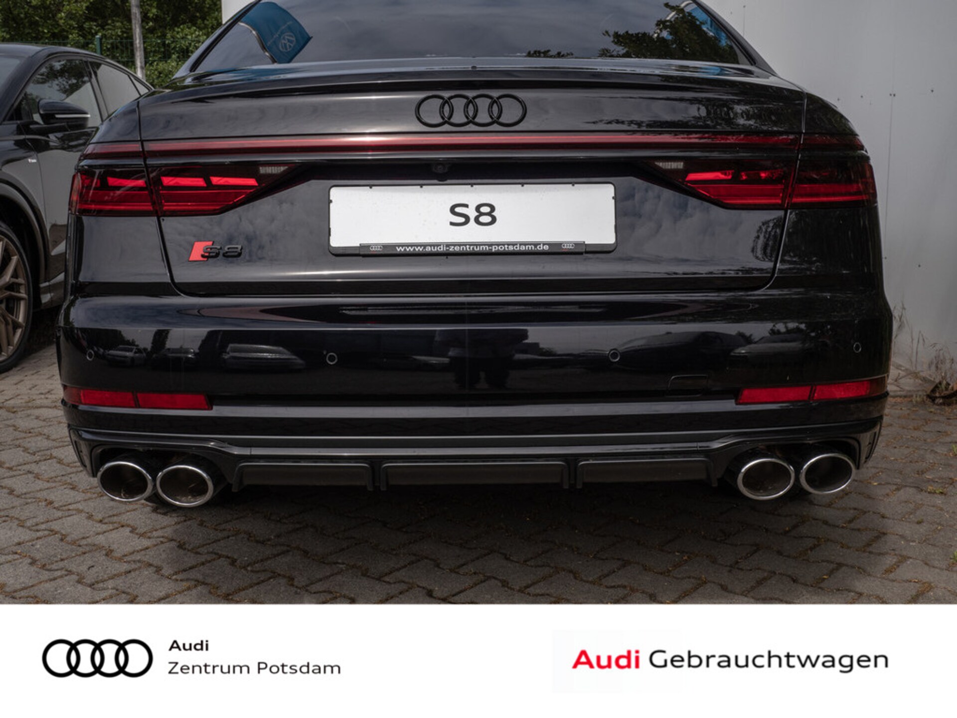 Audi S8