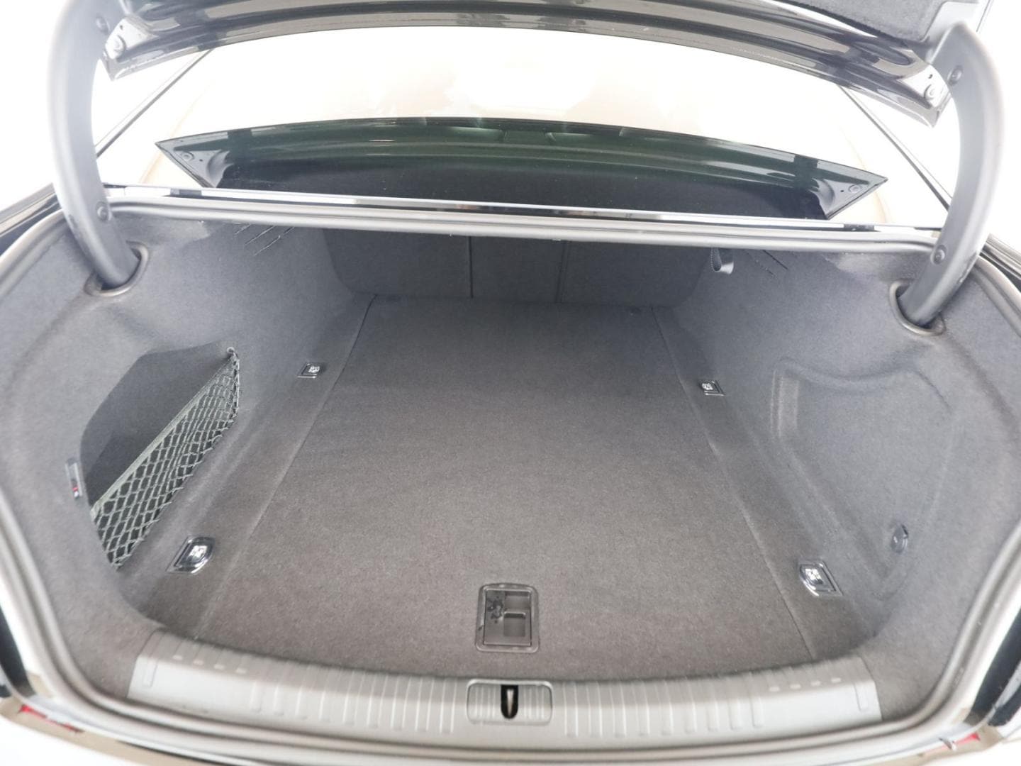 Bild über Audi S6 Limousine TDI quattro tiptronic - für weitere Informationen kontaktieren Sie den Audi Partner