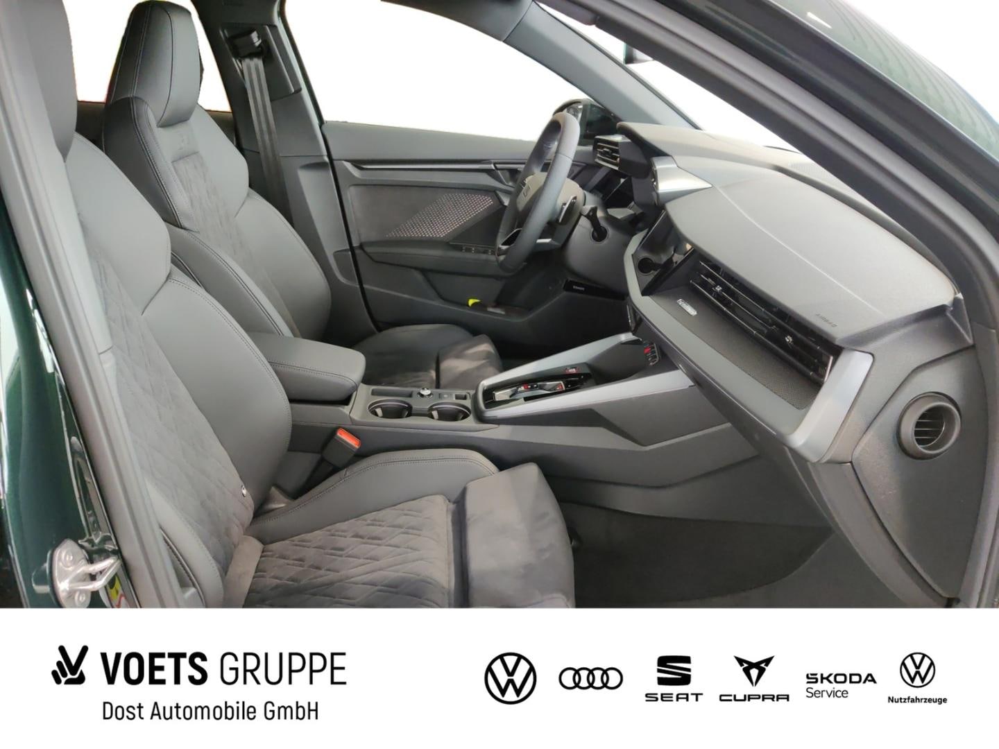 Bild über Audi RS 3 Sportback TFSI quattro 294 kW S tronic - für weitere Informationen kontaktieren Sie den Audi Partner