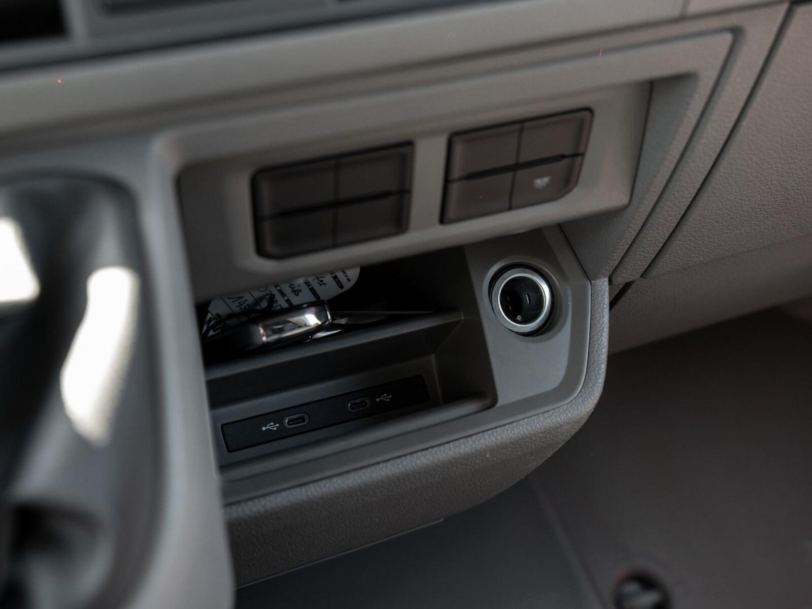Volkswagen Crafter Kasten mittlerer Radstand – Bild 14