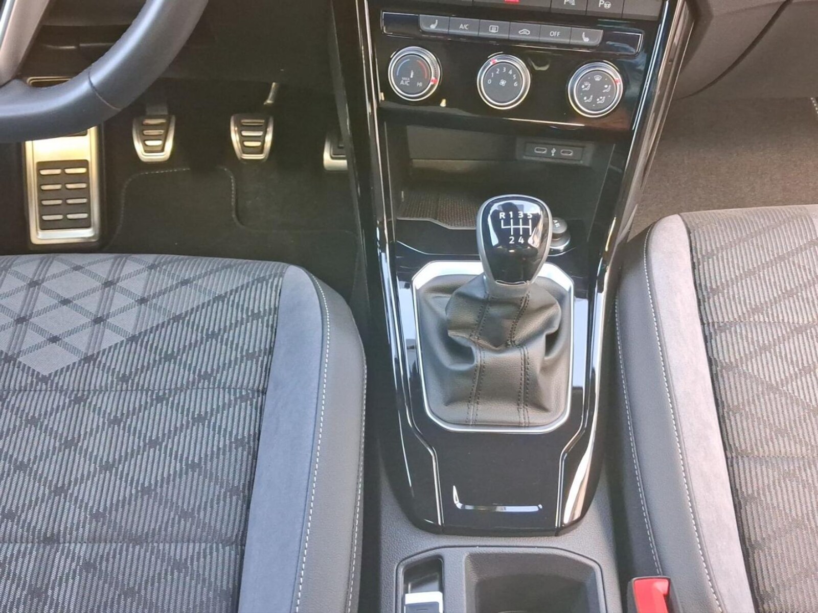 Volkswagen T-Roc – Bild 7