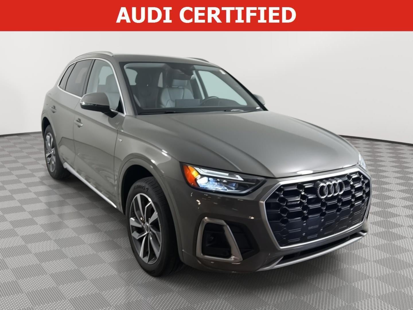2024 Audi Q5 45 Premium's photo
