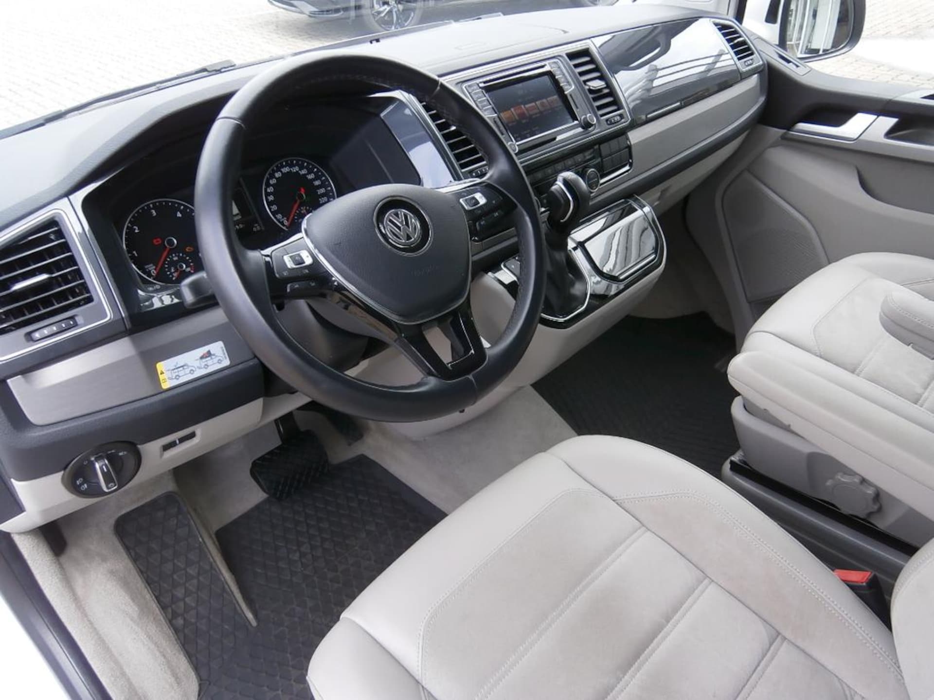 Volkswagen T6 California Ocean