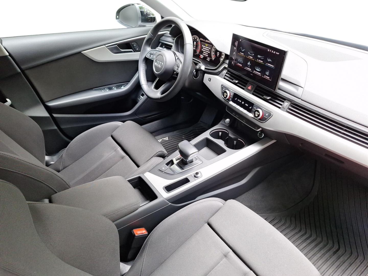 Zdjęcie&nbsp;Audi A4 Sedan&nbsp;advanced 35 TFSI 110(150) kW(KM) S tronic&nbsp;– Ujęcie: for more details contact your dealer
