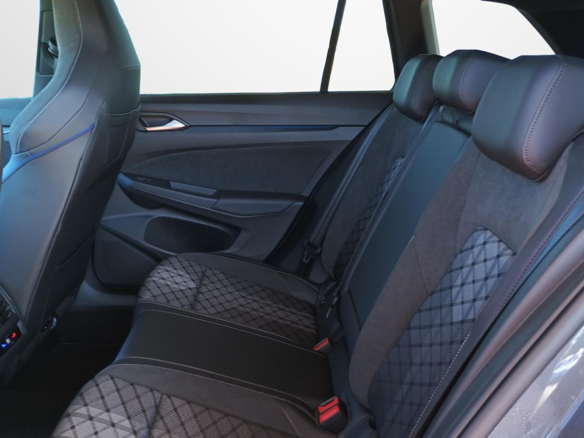 Volkswagen Golf Variant R-Line