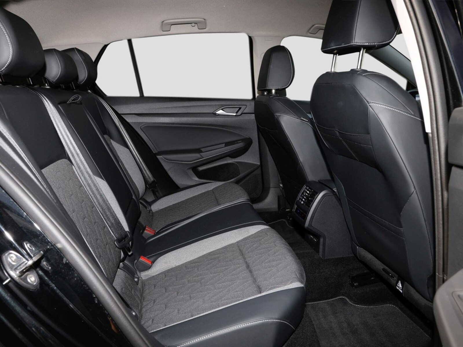 Volkswagen Golf – Bild 11