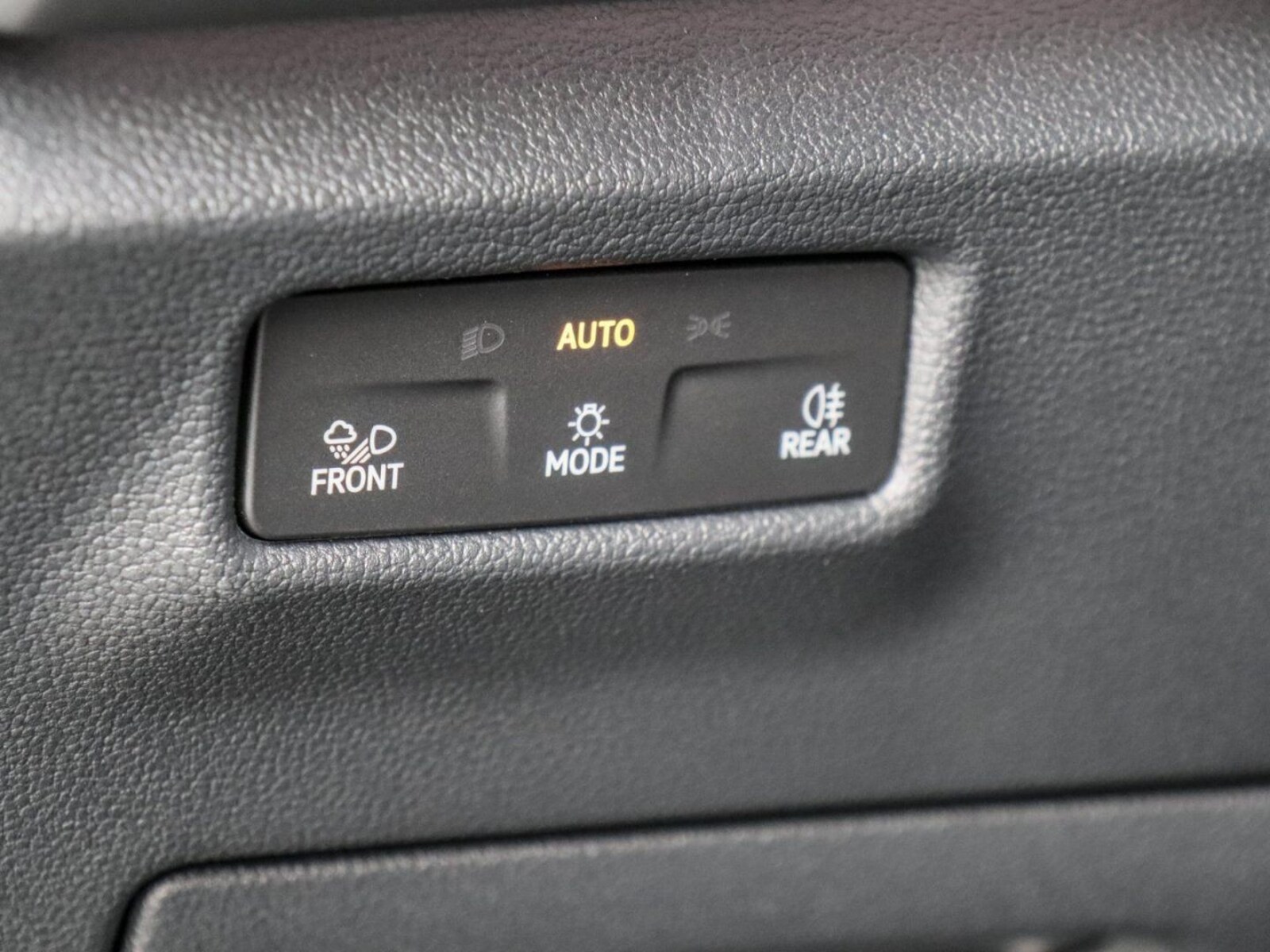 Volkswagen Tiguan – Bild 13