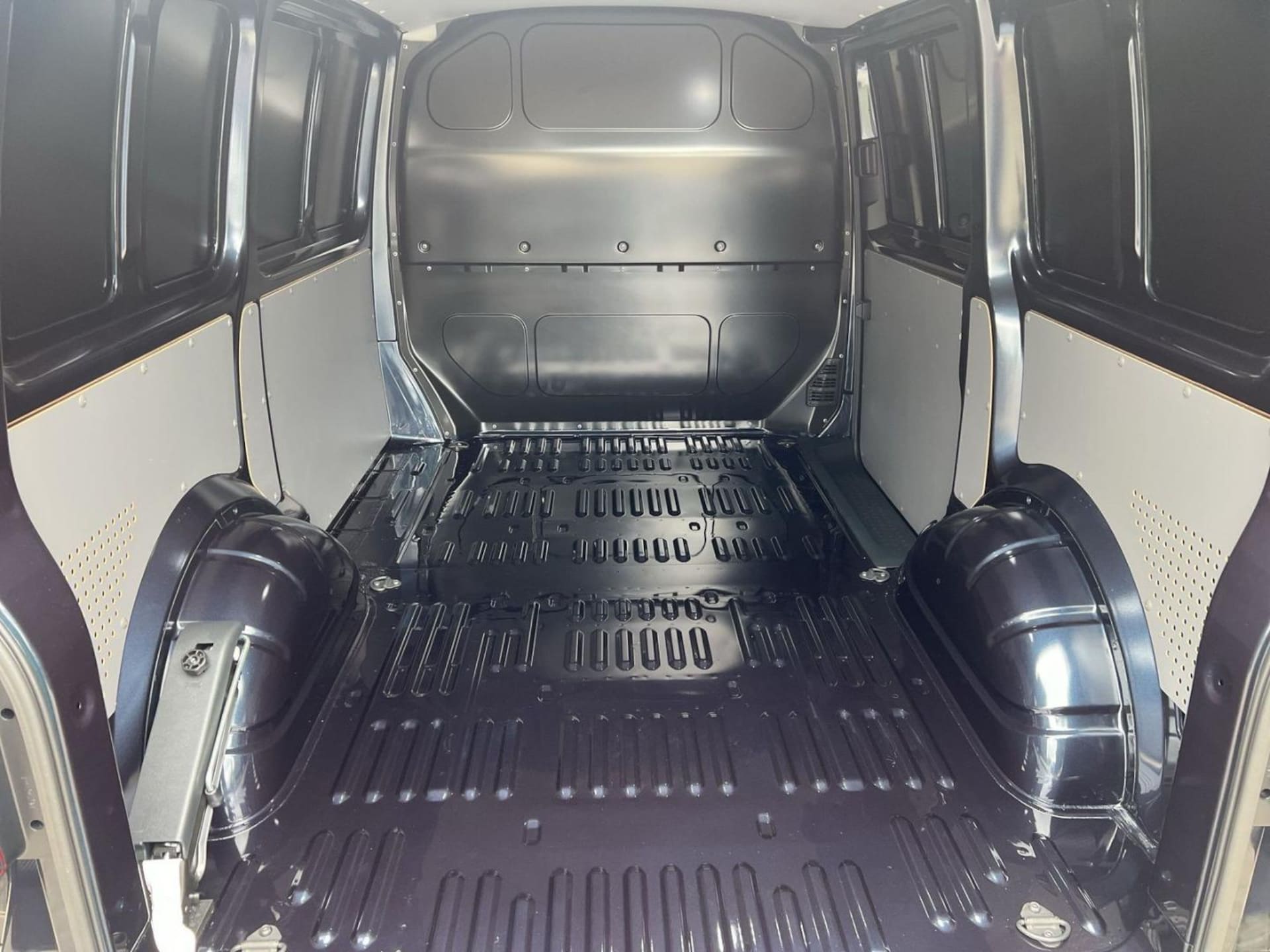 Volkswagen T6.1 Transporter Kasten kurzer Radstand