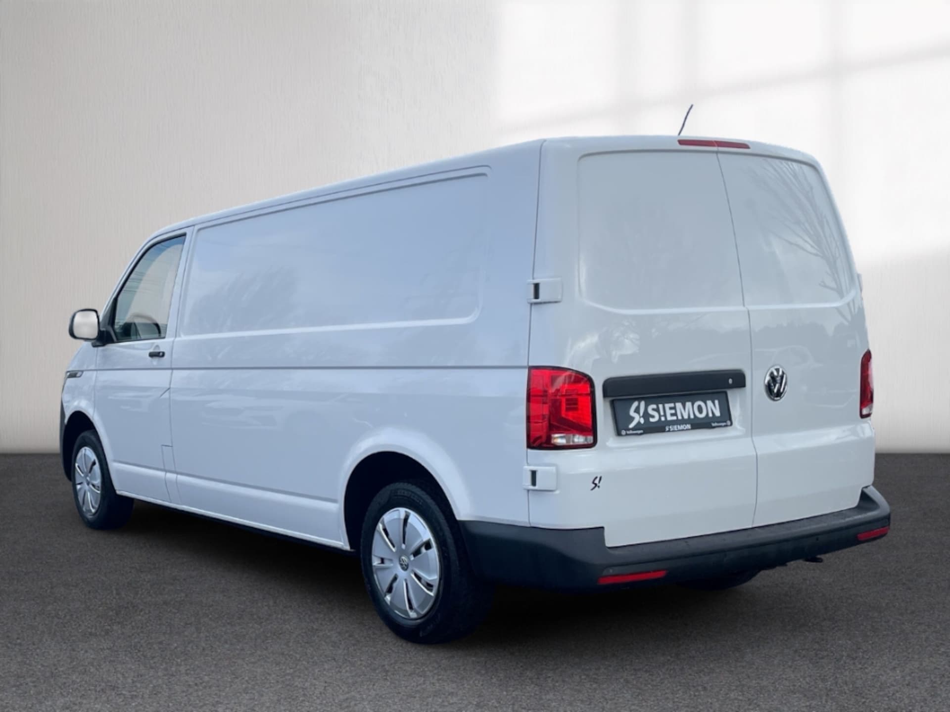 Volkswagen T6.1 Transporter Kasten langer Radstand