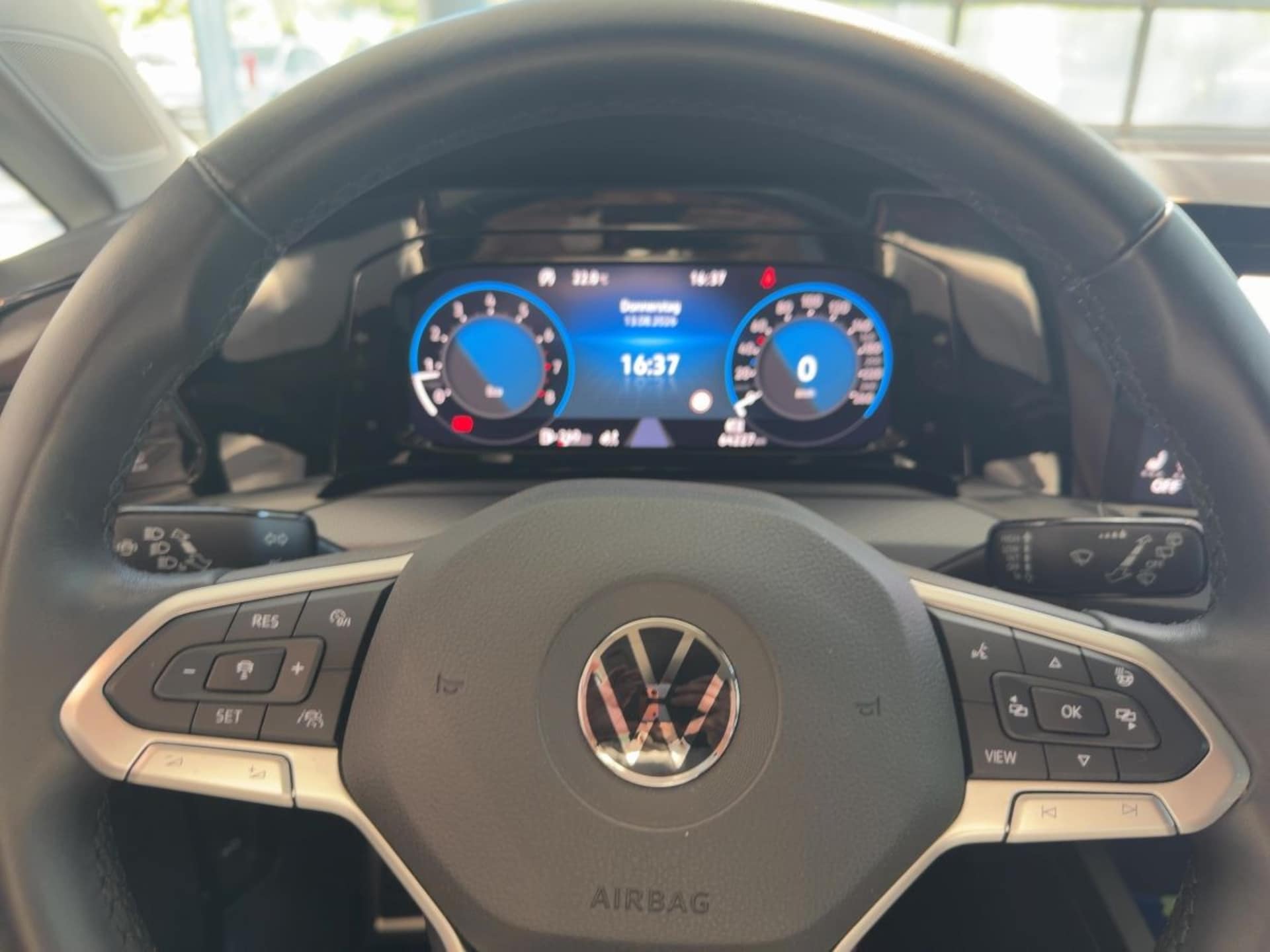 Volkswagen Golf Active