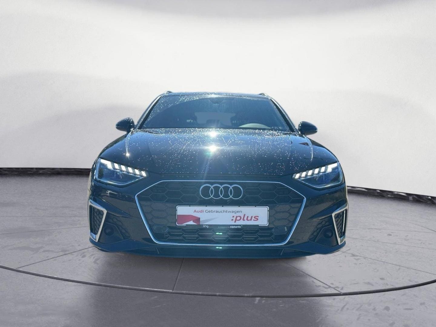 Bild über Audi A4 Avant S line 40 TFSI S tronic - für weitere Informationen kontaktieren Sie den Audi Partner