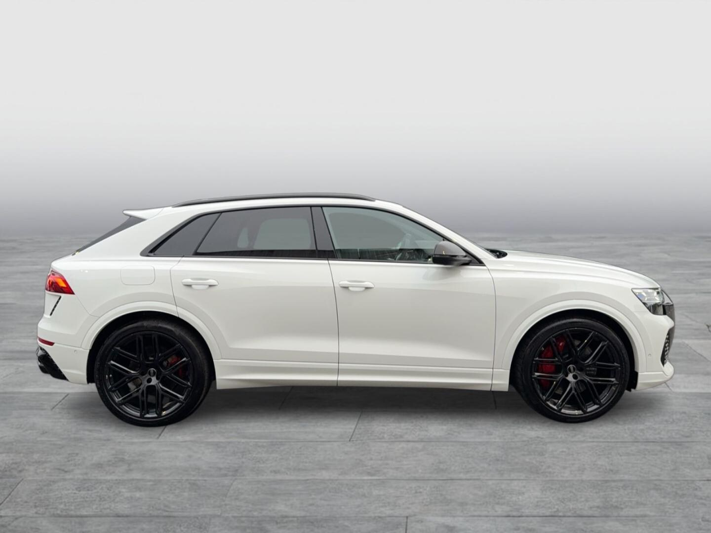 Bild über Audi RS Q8 SUV TFSI quattro tiptronic - für weitere Informationen kontaktieren Sie den Audi Partner