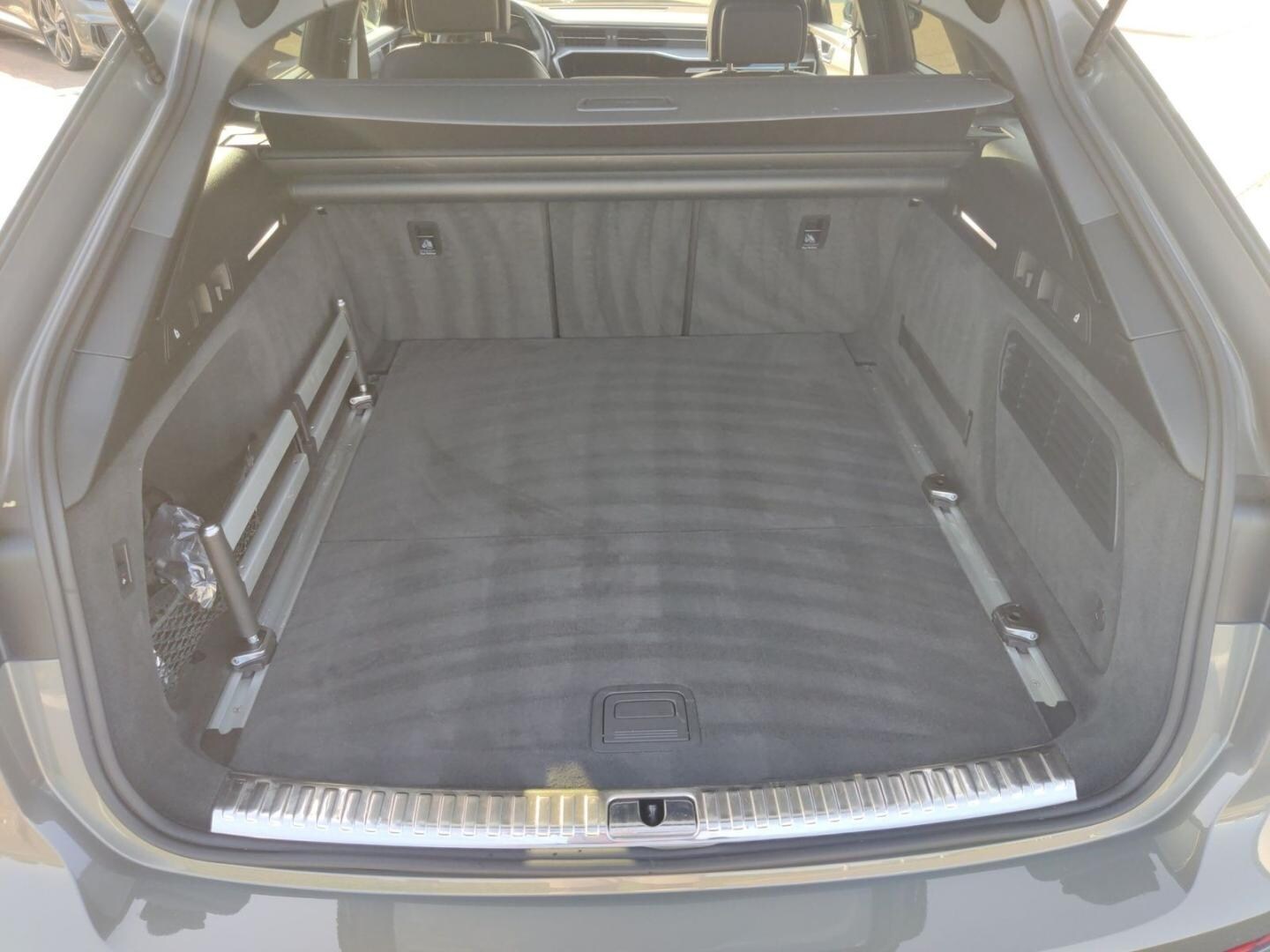 Bild über Audi S6 Avant TDI quattro tiptronic - für weitere Informationen kontaktieren Sie den Audi Partner