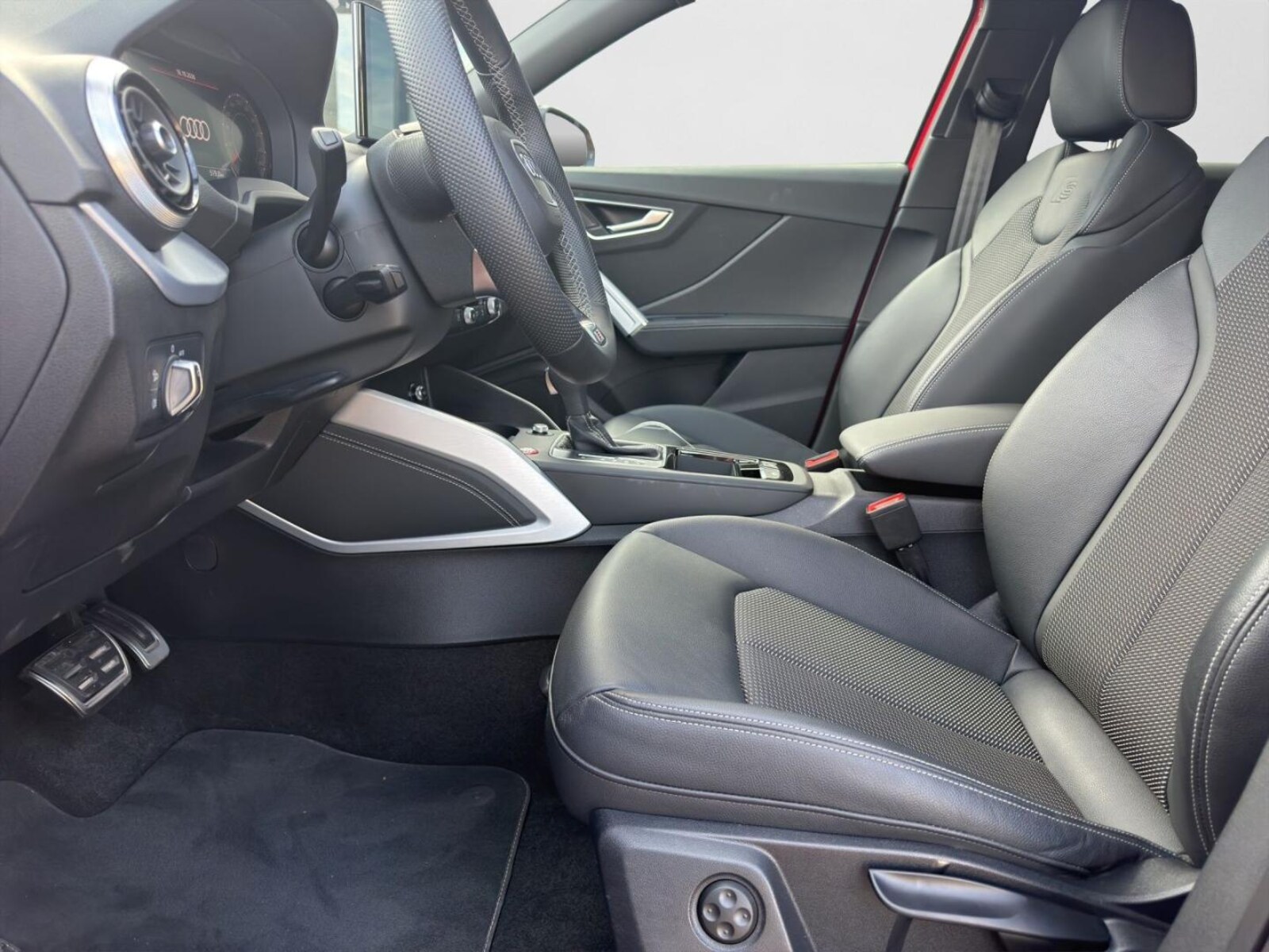 Audi SQ2 – Bild 12