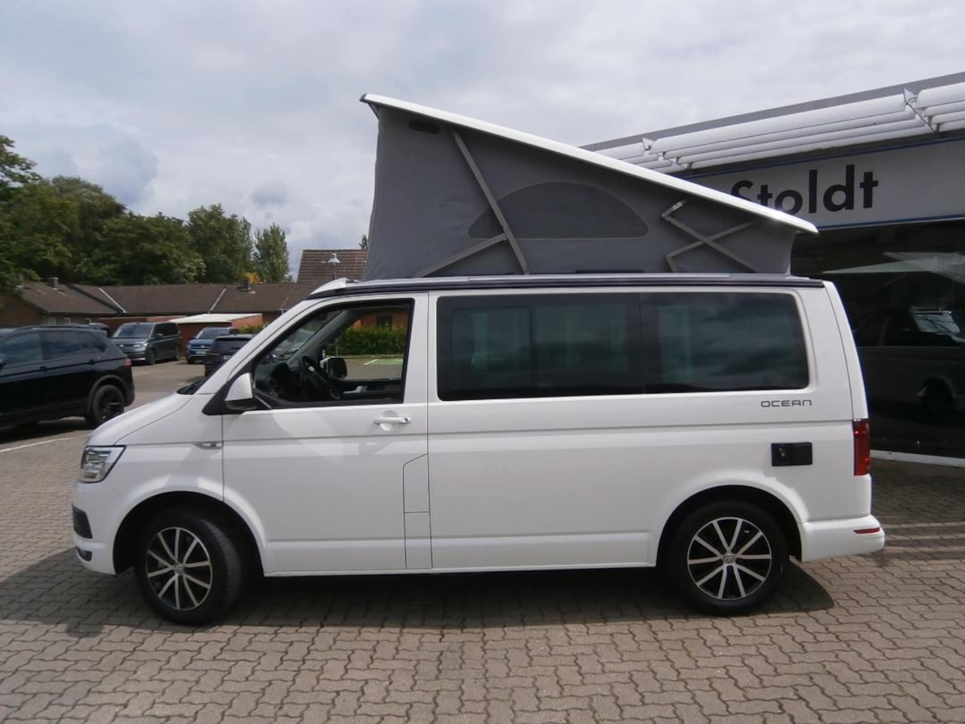 Volkswagen T6 California Ocean
