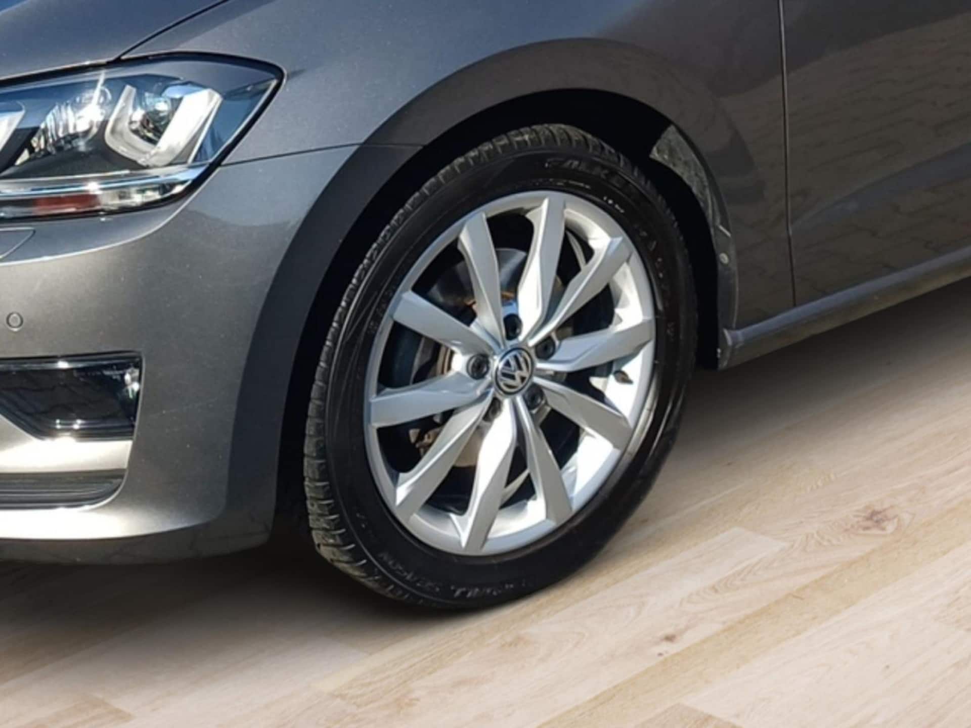 Volkswagen Golf Sportsvan Highline