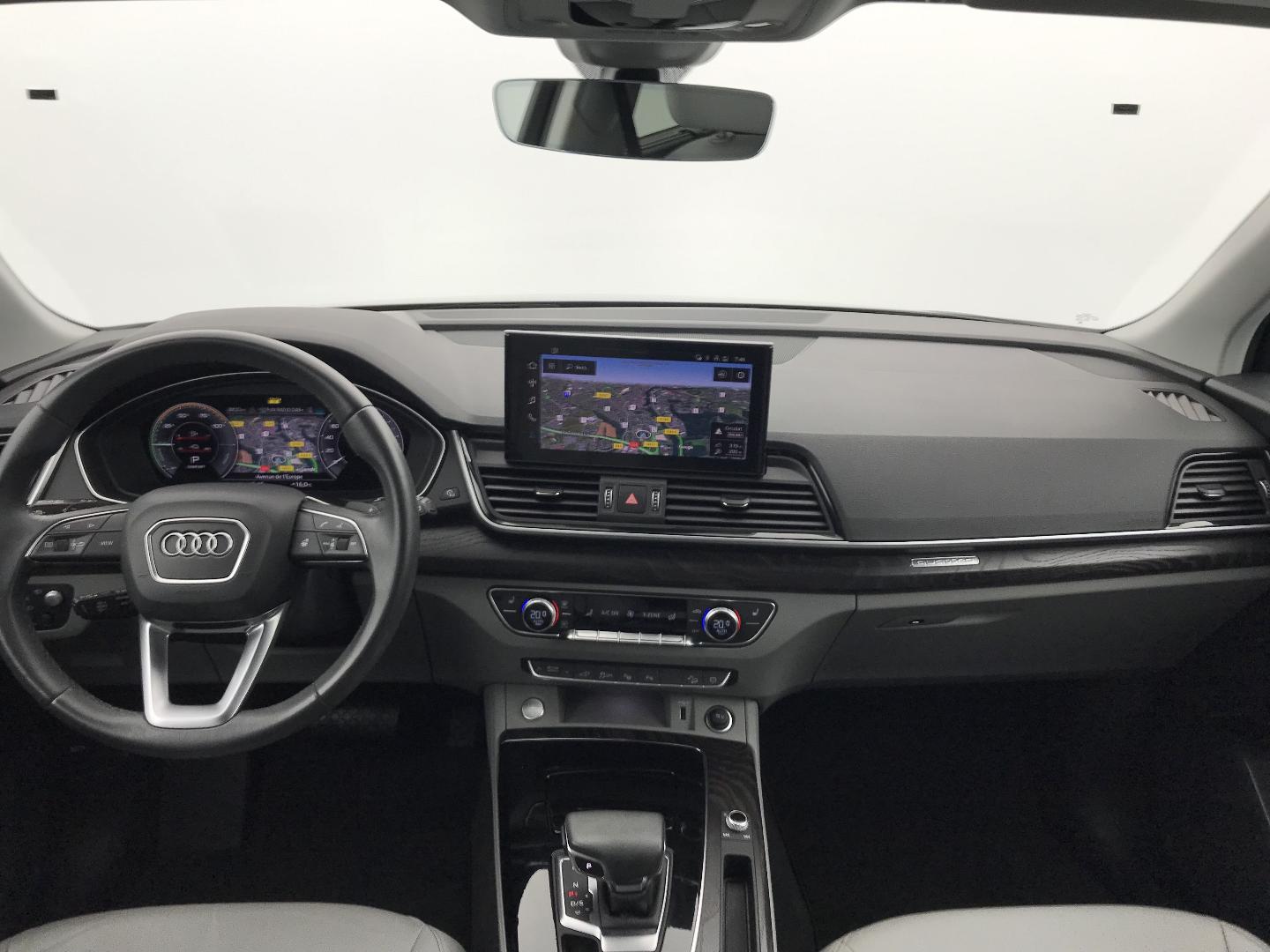 Image about Audi Q5 TFSI e Avus 50 TFSI e quattro 220 kW (299 ch) S tronic