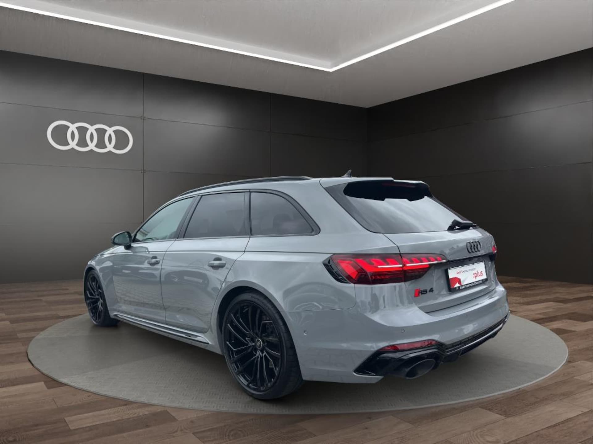 Audi RS 4 Avant